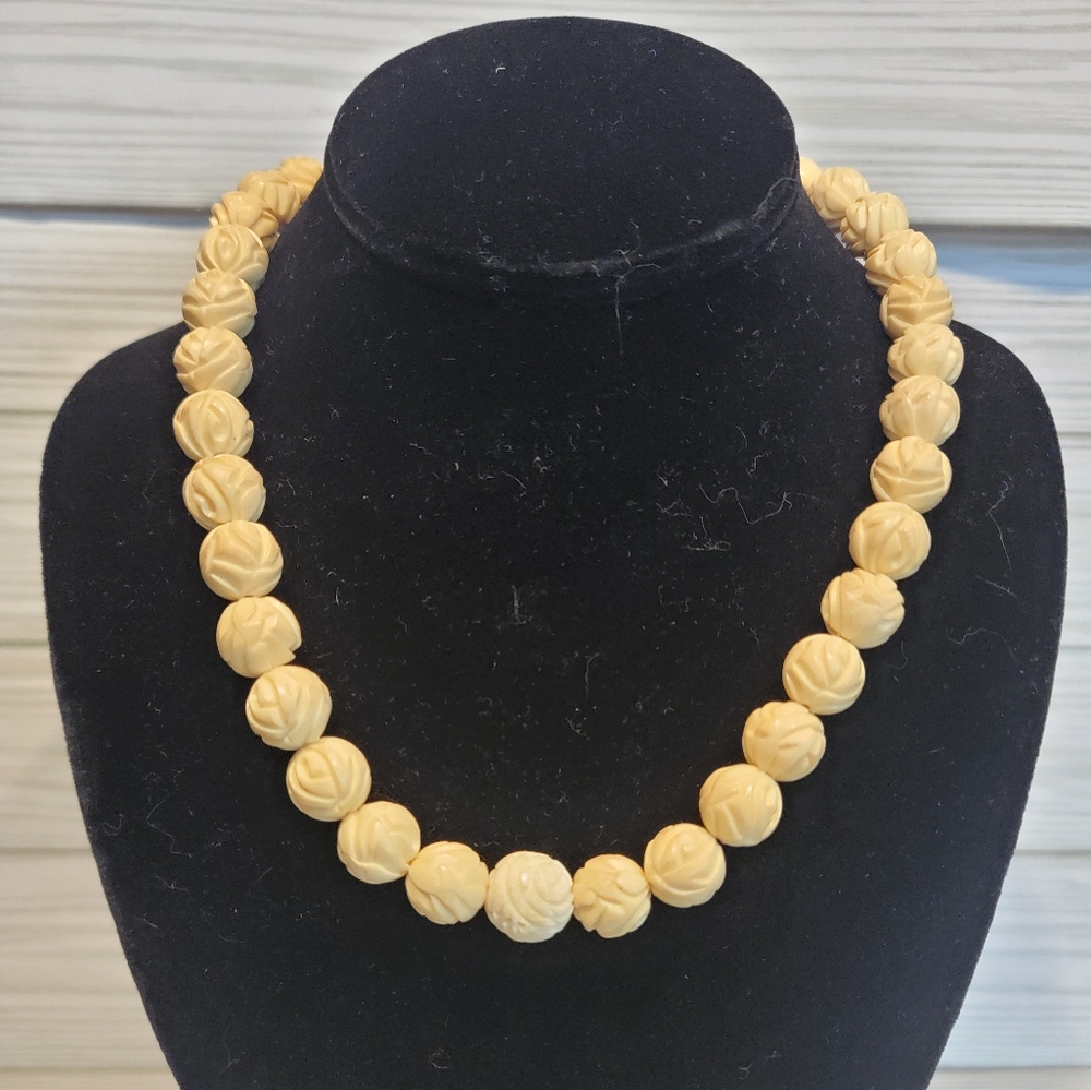 Vintage Cream Carved Rose Bead Necklace Chinese Fu Good Fortune Clasp 18”